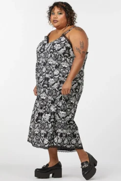 Women Dangerfield Dresses & Pinafores*Curve Romantic Skull Lace Dress