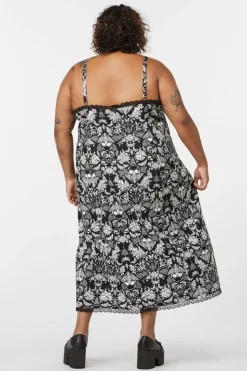 Women Dangerfield Dresses & Pinafores*Curve Romantic Skull Lace Dress