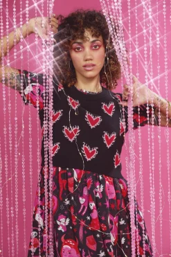 Women Black Friday Knitwear & Cardis*Flamin Hearts Vest